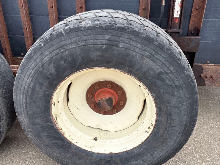 meyer-m425-manure-spreader-image-9