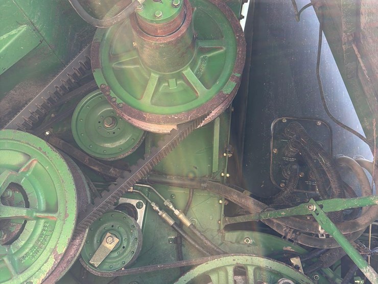john-deere-9500-image-40