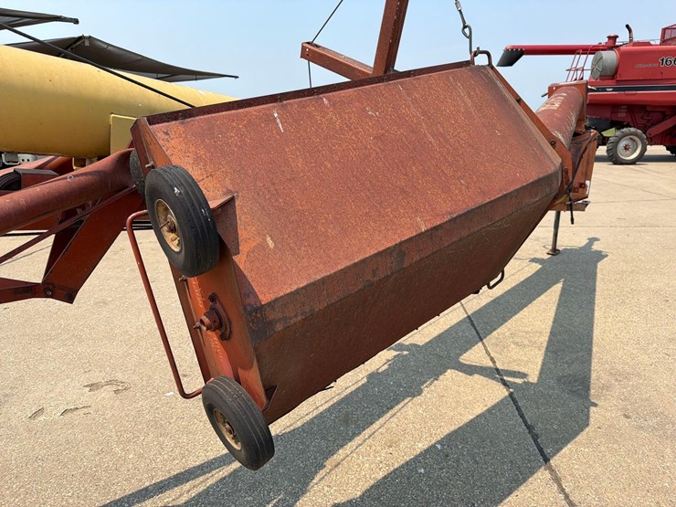 westfield-10”-x-62ft-auger-image-14