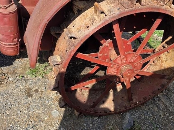 mccormick-deereing-1020-tractor-(not-running)-image-12