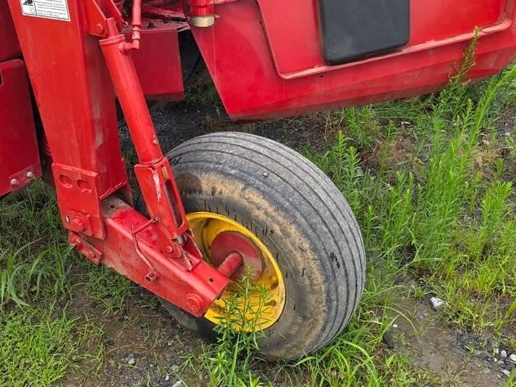 new-holland-h7230-image-21