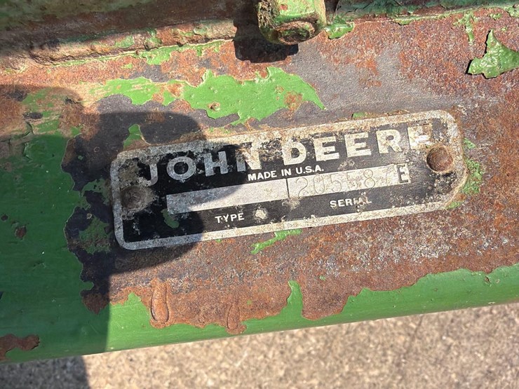 john-deere-3800-image-21
