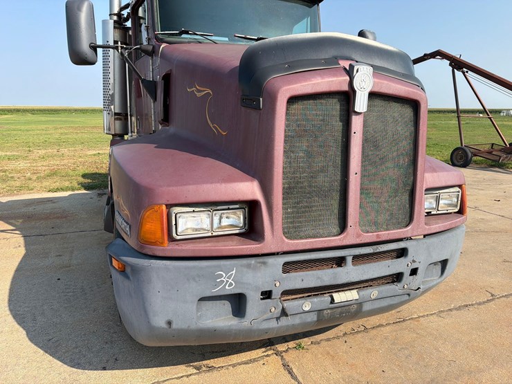 1993-kenworth-t600-image-21