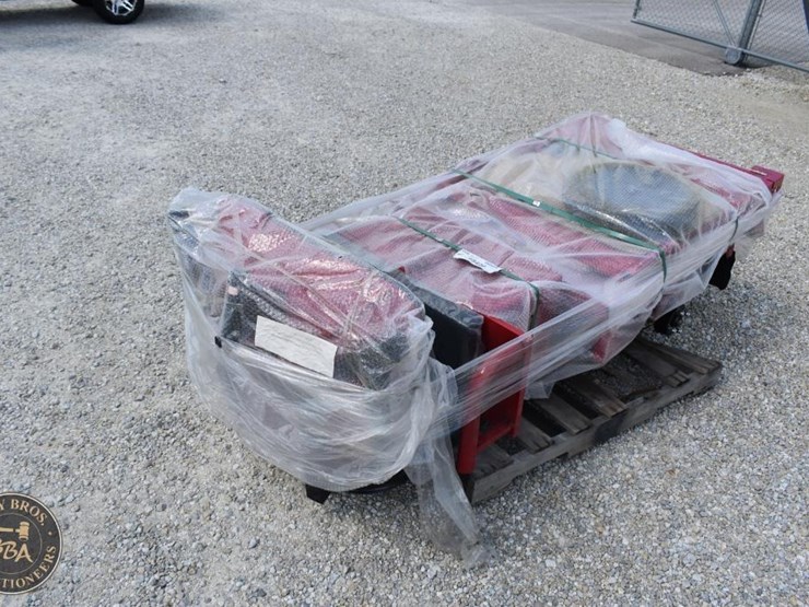 three-wheel-golf-cart-with-dump-bed-48499-image-4