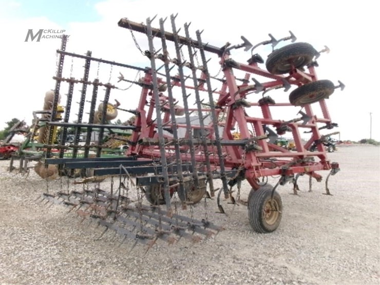 case-ih-4300-image-12