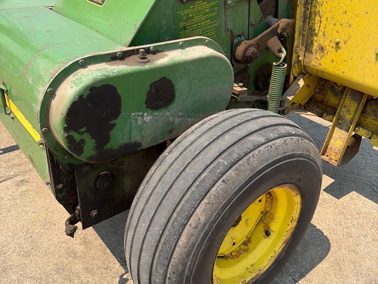 john-deere-3800-image-5