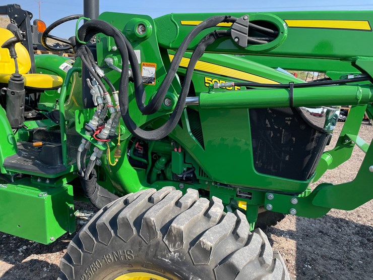 2022-john-deere-5055e-image-9