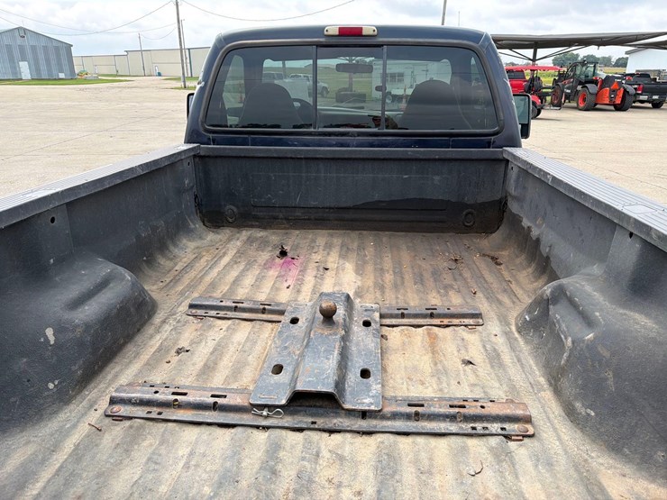 2000-ford-f250-image-19