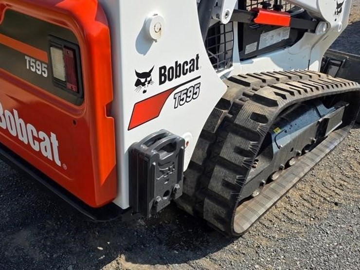 2019-bobcat-t595-image-18