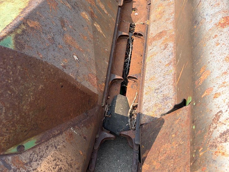 john-deere-444-image-5