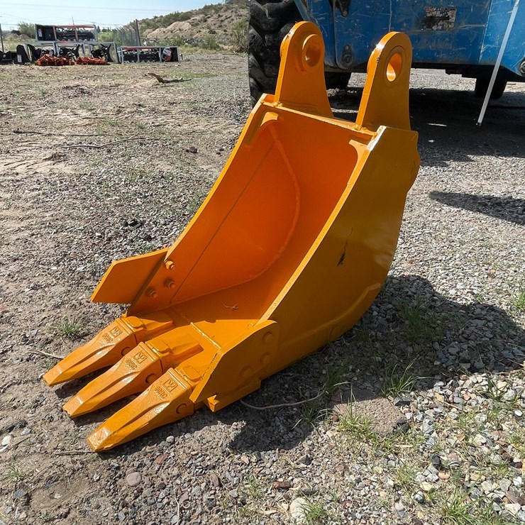 2026 CATERPILLAR 305