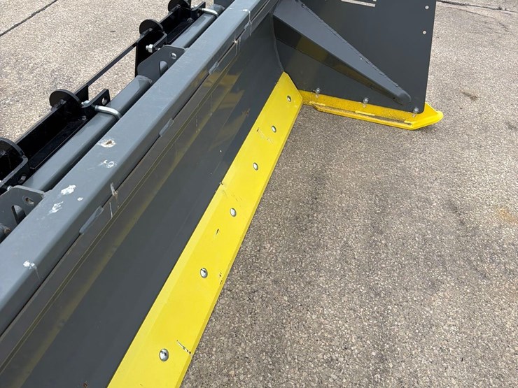 mds-8ft-skidloader-push-blade-very-low-use-image-12