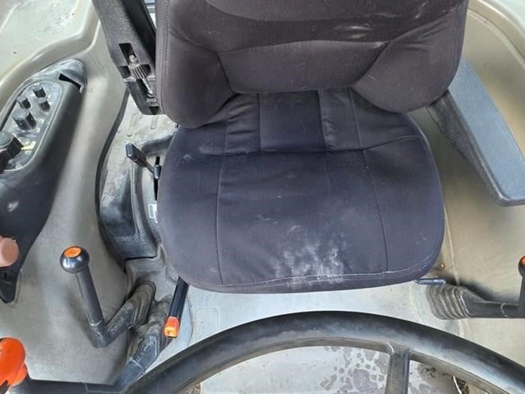 case-ih-jx100u-image-49