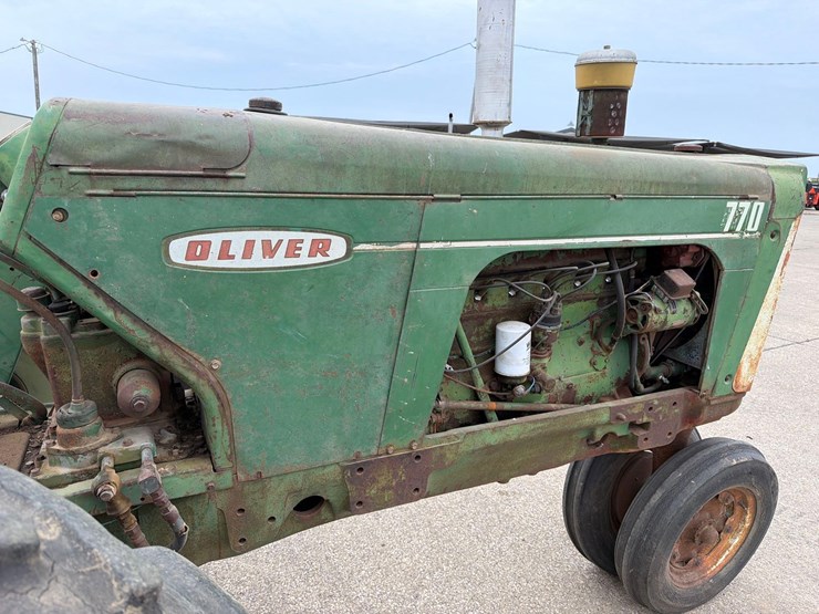 oliver-770-image-11