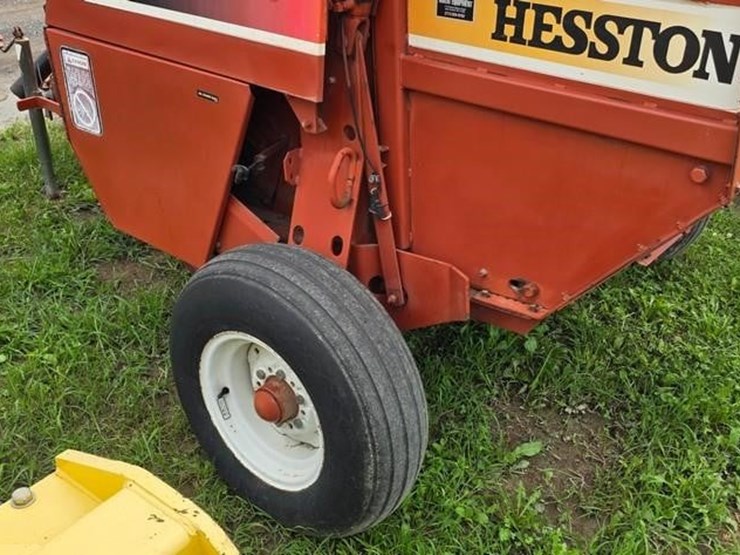 hesston-540-image-9
