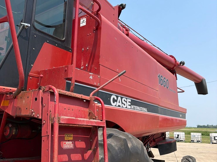 1989-case-ih-1660-image-14