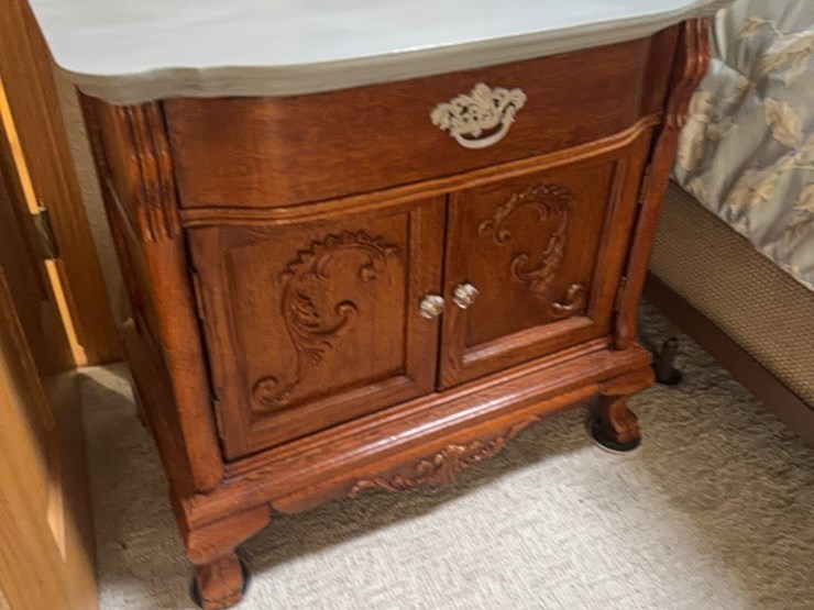 two-matching-oak-night-stands-image-2
