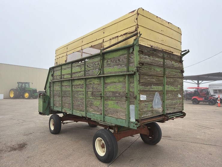 john-deere-125-image-7