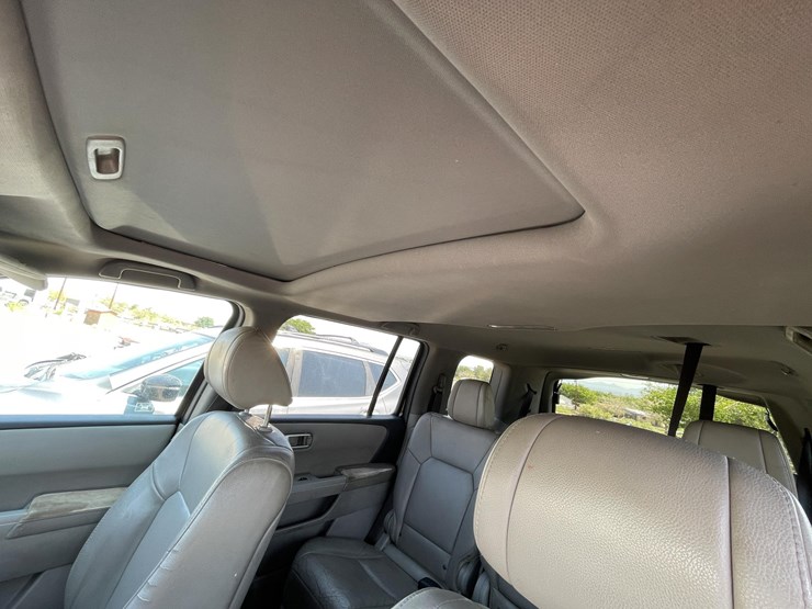 2010-honda-pilot-image-24