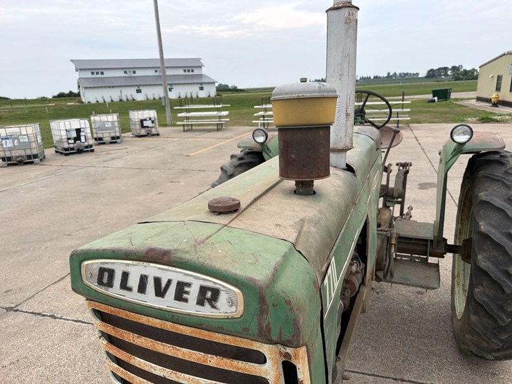 oliver-770-image-21