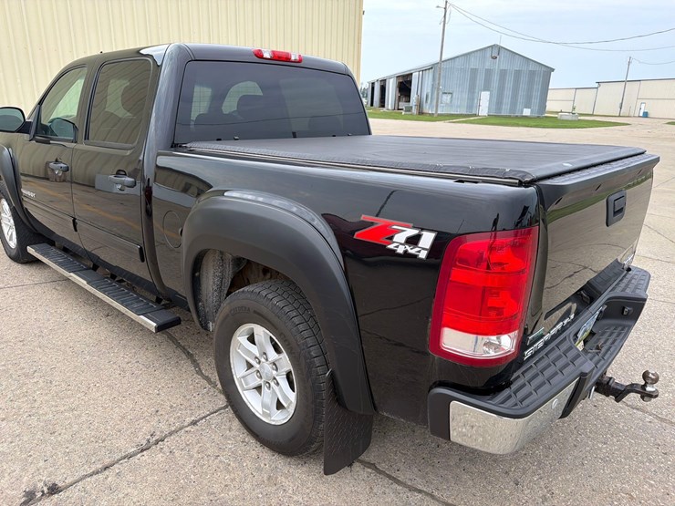 2012-gmc-sierra-1500-image-7