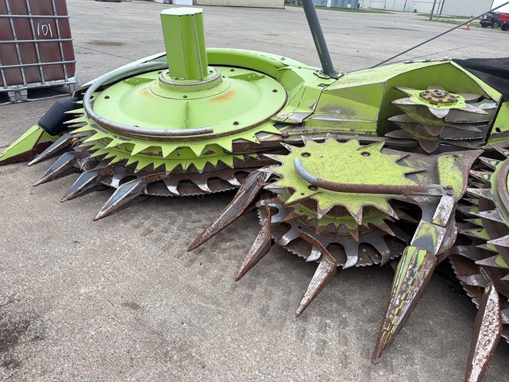 2019-claas-orbis-750-image-10