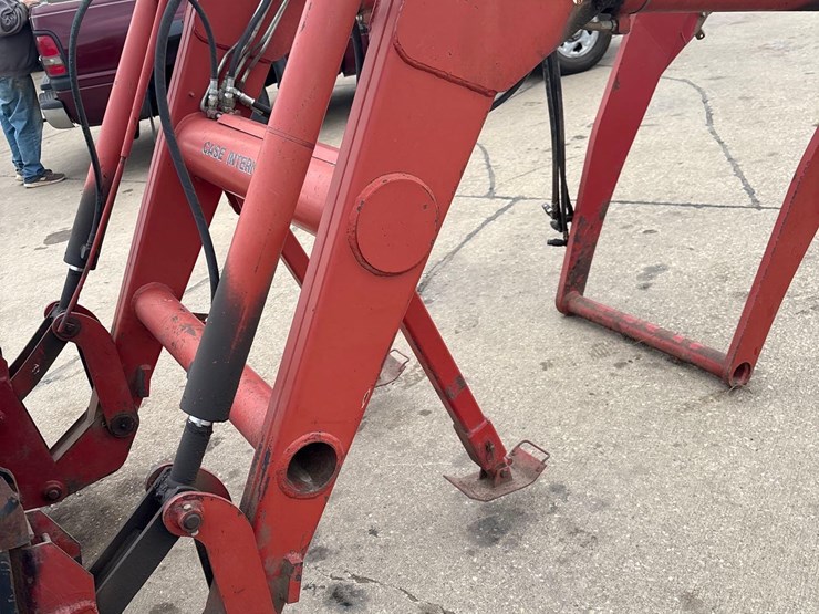 case-ih-520-image-12