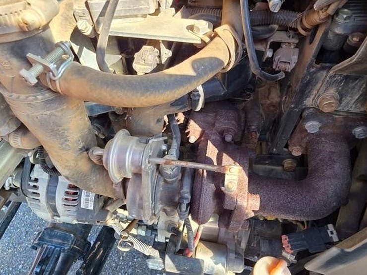 case-ih-farmall-35c-image-35