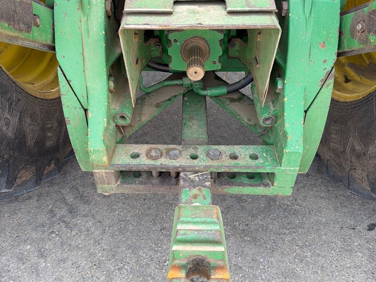 john-deere-8200-image-21