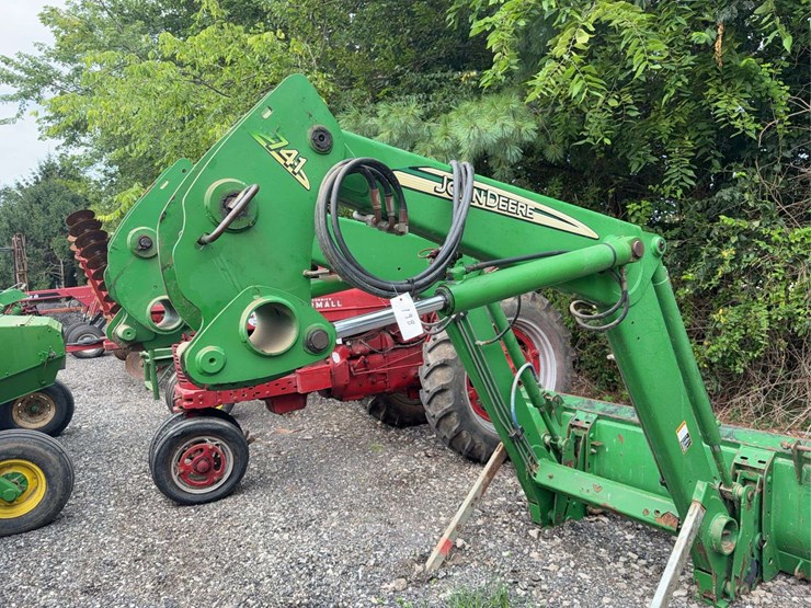 john-deere-741-image-2