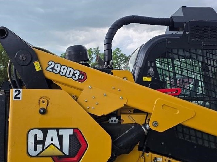 2022-caterpillar-299d3-xe-image-18
