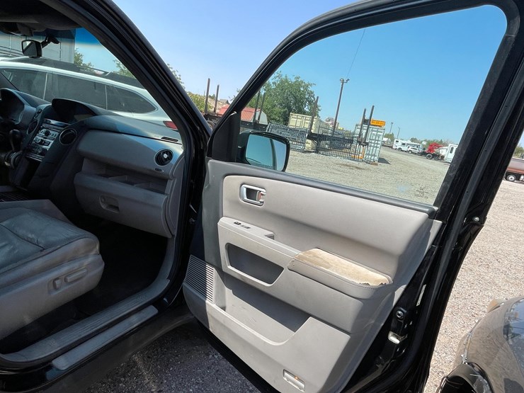 2010-honda-pilot-image-52