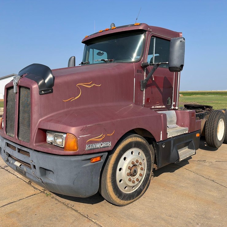 1993 KENWORTH T600