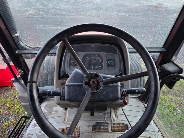 case-ih-jx100u-image-59