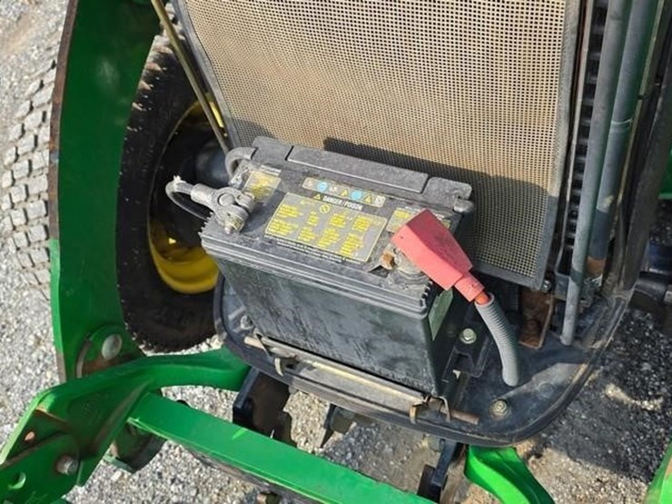 2013-john-deere-3520-image-36