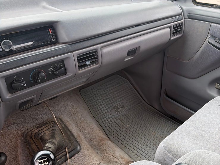 1997-ford-f250-image-31
