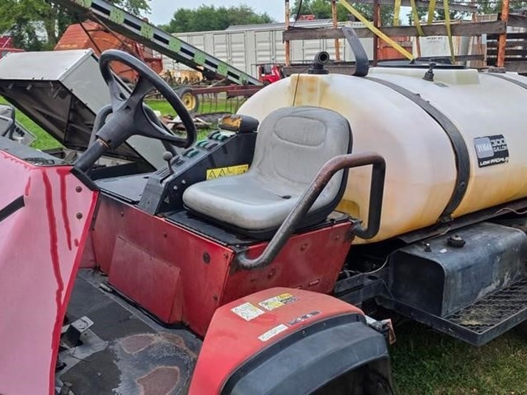 2004-toro-multi-pro-5700d-image-7