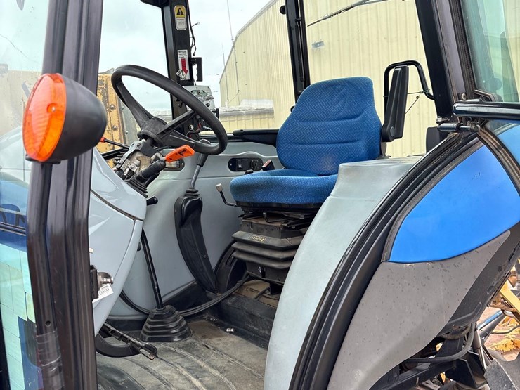new-holland-ts6.125-image-45