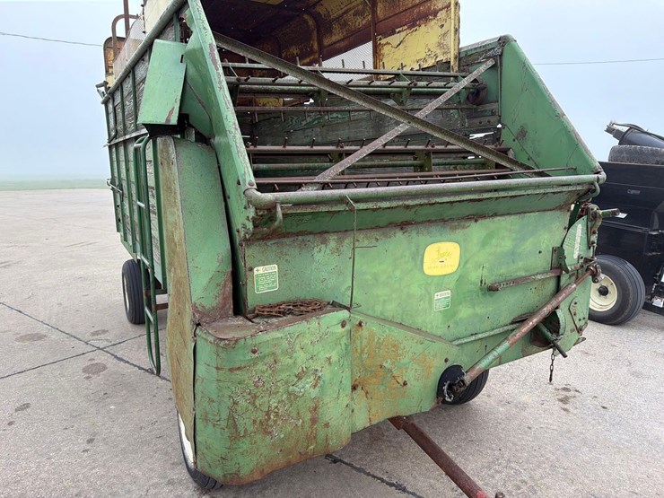 john-deere-125-image-17