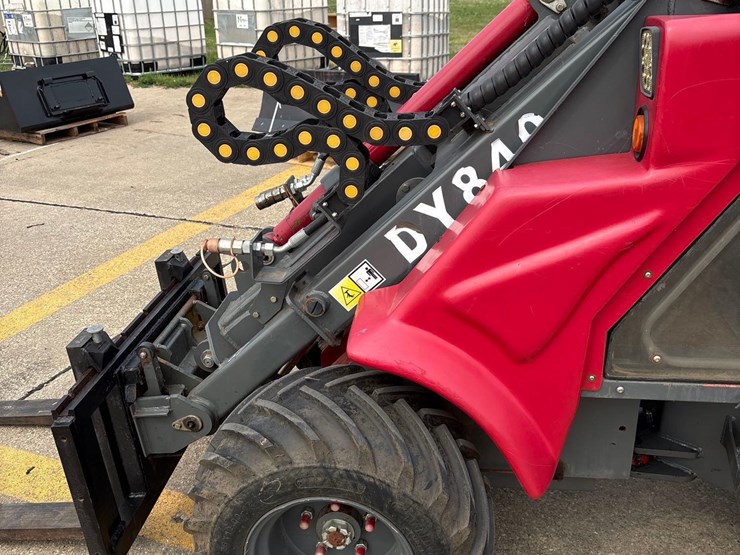 2015-taian-dy480-4wd-multifunction-mini-wheel-loader-image-8