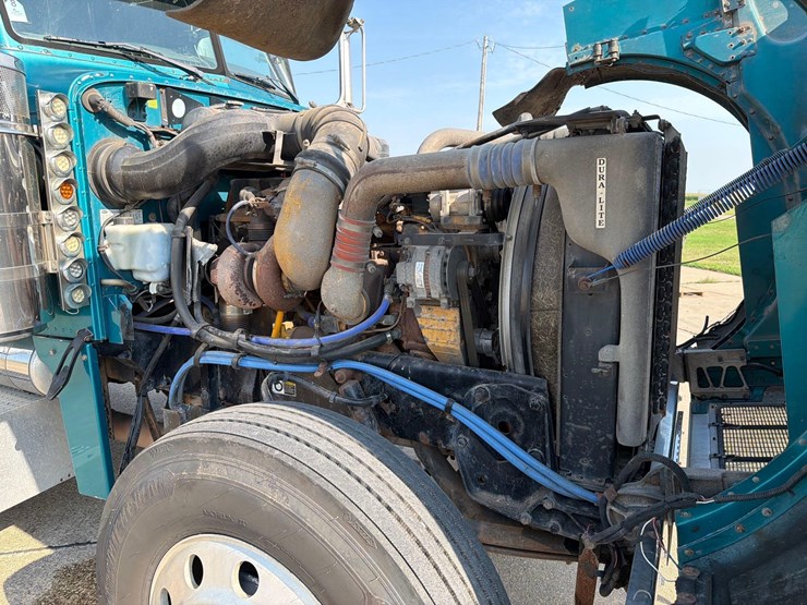 2007-peterbilt-379-image-60