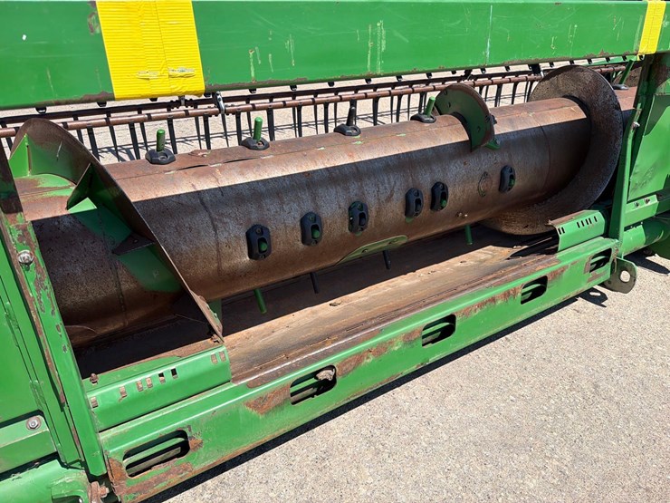 john-deere-630f-image-28