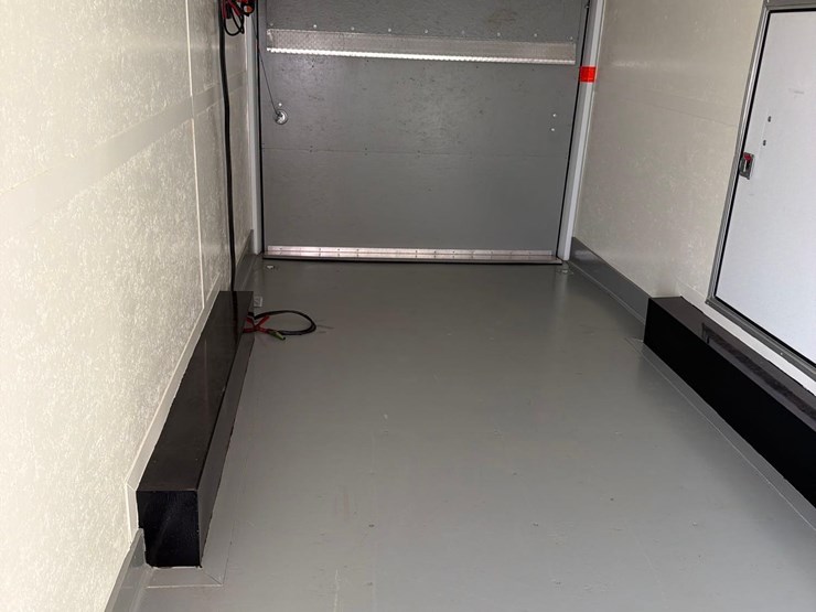 2020--haulmark-grizzly-hd-8-1/2ft-x-24ft-enclosed-trailer----like-new-image-25