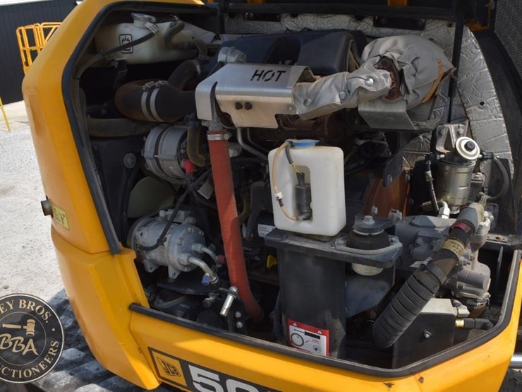 2024-jcb-50z-1-image-32