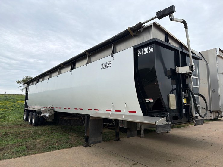 2019-aulick-48ft-semi-live-bottom-belt-trailer-image-1