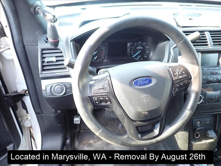 2019-ford-explorer-image-6