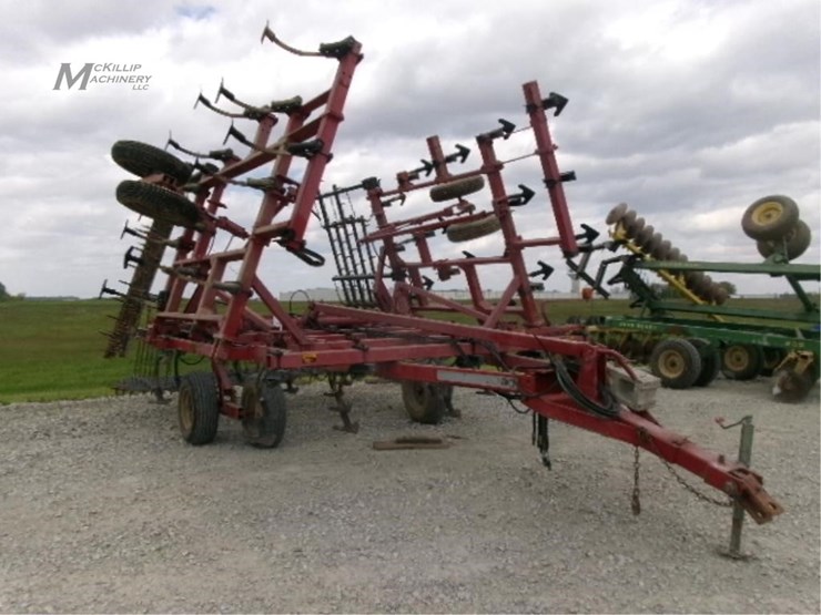 case-ih-4300-image-17
