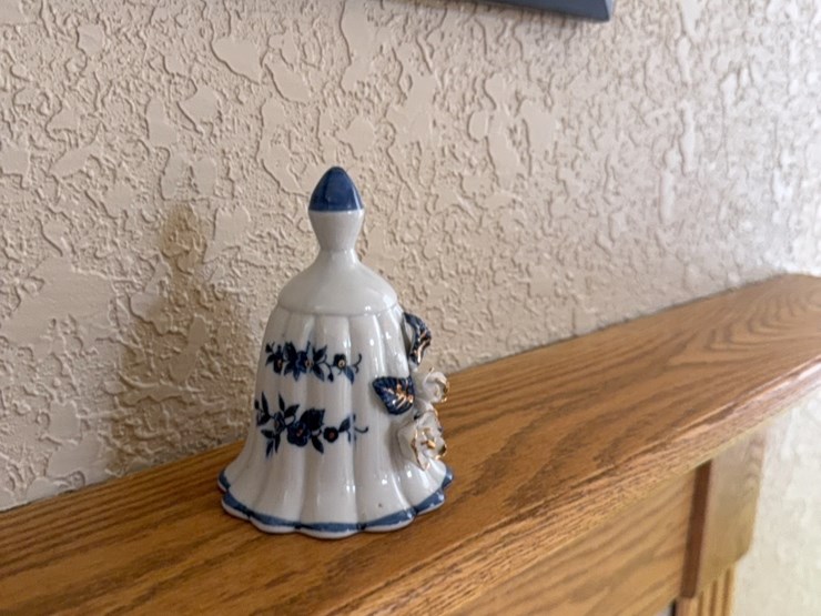 mirror-and-mantel-decorations-image-7