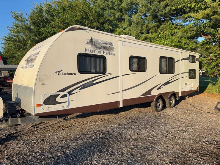 2011-coachmen-292bhds-camper-image-5