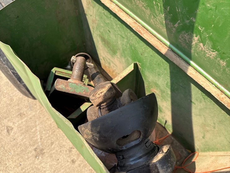 john-deere-510-image-22